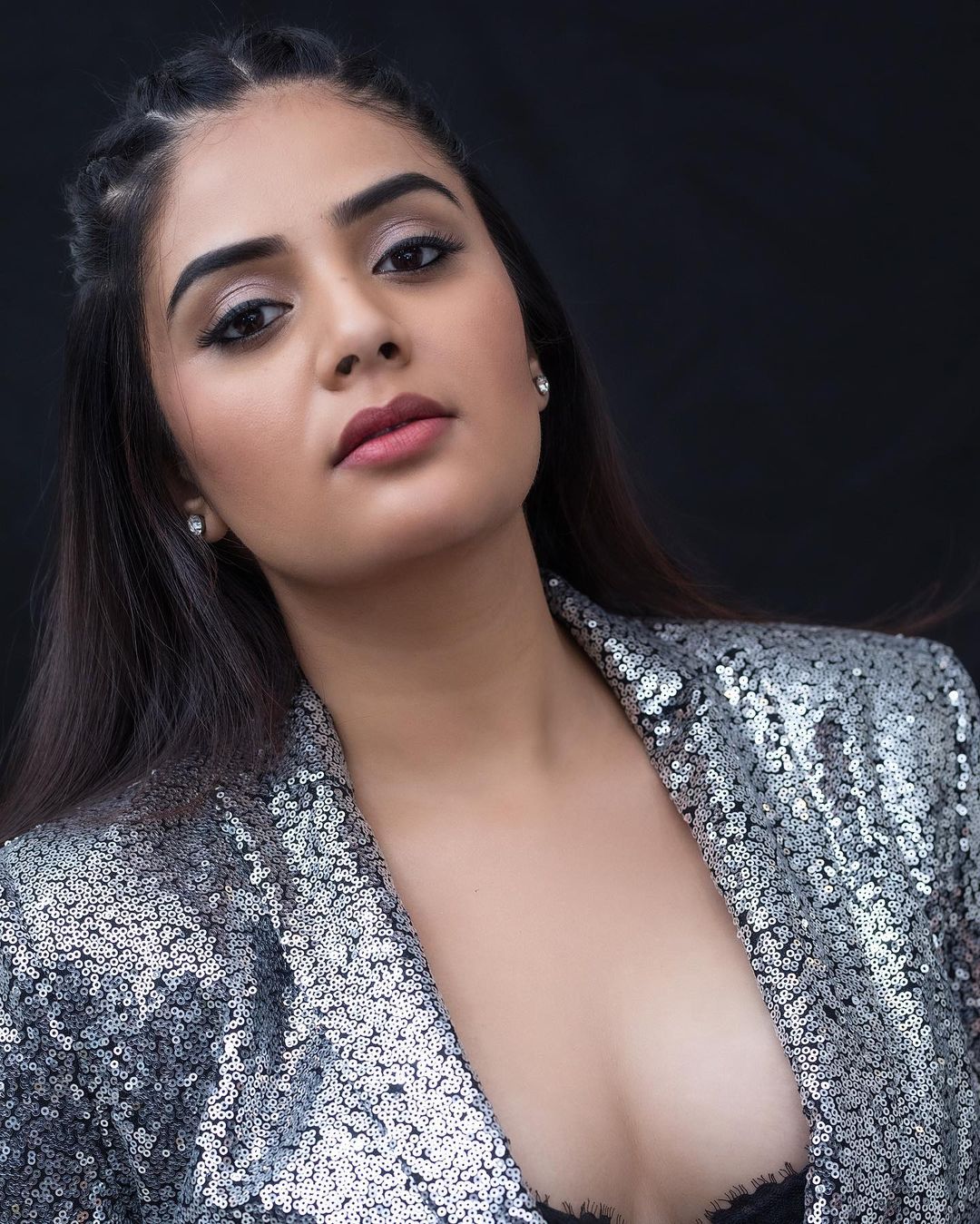 sreemukhi